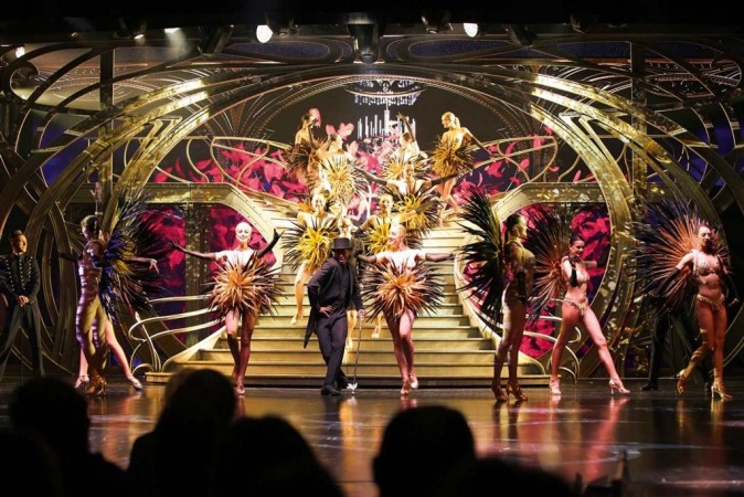 A spectacular new show for 2015 at the Lido de Paris