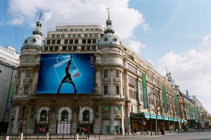 Summer sales + 150 years of Printemps: a boon for fashionistas